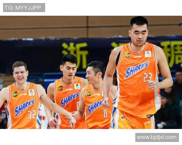 CBA浙江队与上海队精彩对决录像回放全程回顾与精彩瞬间分析 CBA浙江队与上海队精彩对决录像回放全程回顾与精彩瞬间分析